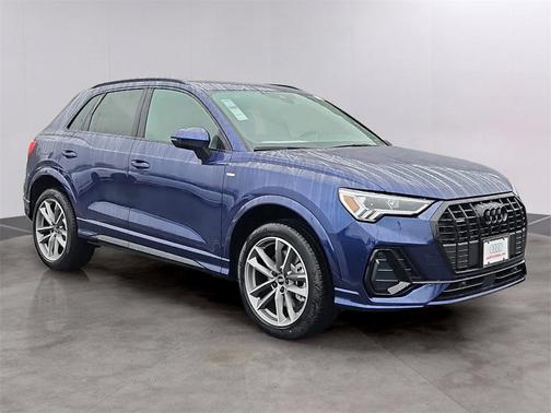 2025 Audi Q3 Premium 45 TFSI S line quattro Tiptronic