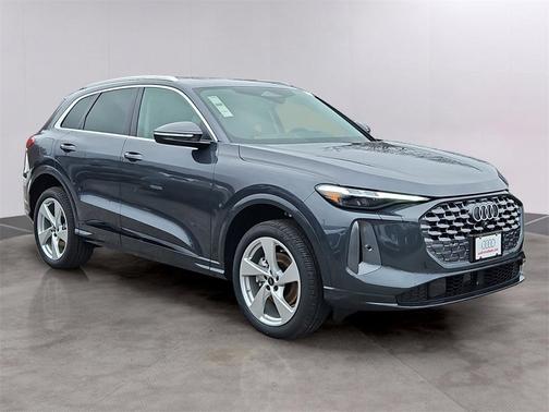 2025 Audi Q5 Premium Plus TFSI quattro S tronic