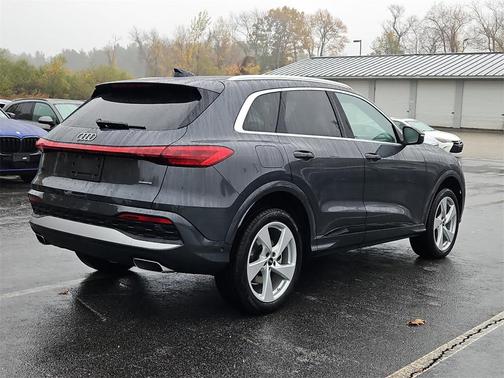 2025 Audi Q5 Premium Plus TFSI quattro S tronic