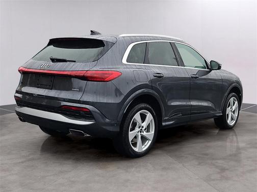 2025 Audi Q5 Premium Plus TFSI quattro S tronic