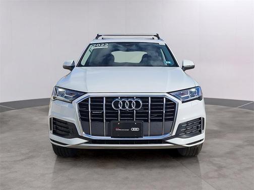 2022 Audi Q7 45 Premium
