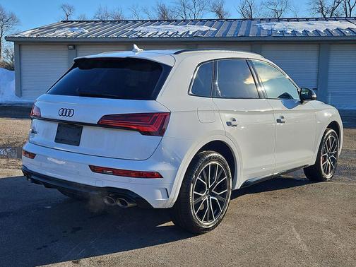 2025 Audi SQ5 3.0T Premium Plus