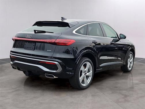 2025 Audi Q5 Premium Plus TFSI quattro S tronic