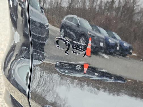 2025 Audi Q5 Premium Plus TFSI quattro S tronic