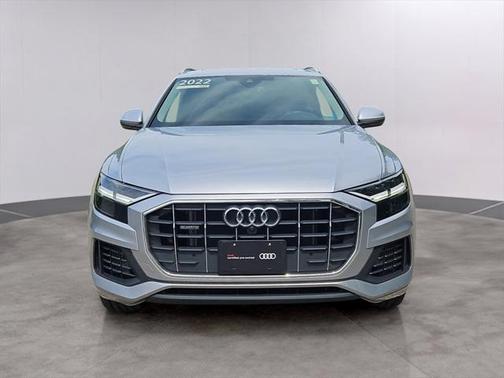 2022 Audi Q8 55 Premium