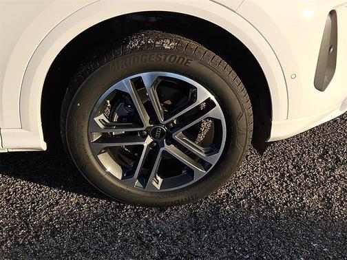 2025 Audi Q5 Premium TFSI quattro S tronic