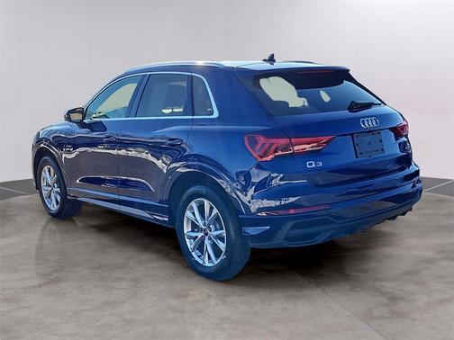 2025 Audi Q3 45 S line Premium Plus