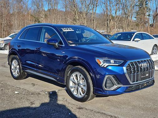 2025 Audi Q3 45 S line Premium Plus