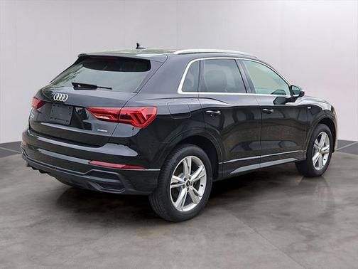 2024 Audi Q3 45 S line Premium Plus