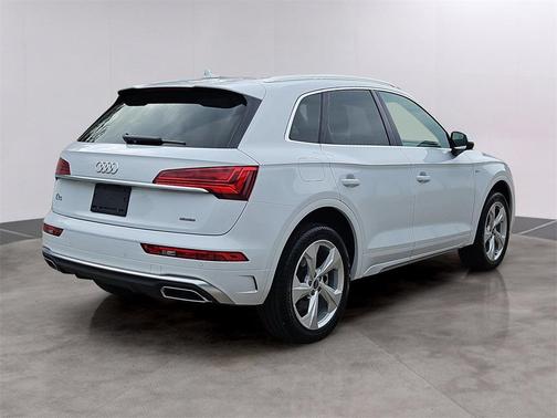 2025 Audi Q5 45 S line Premium Plus