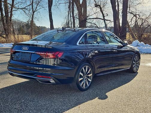 2022 Audi A4 40 Premium Plus