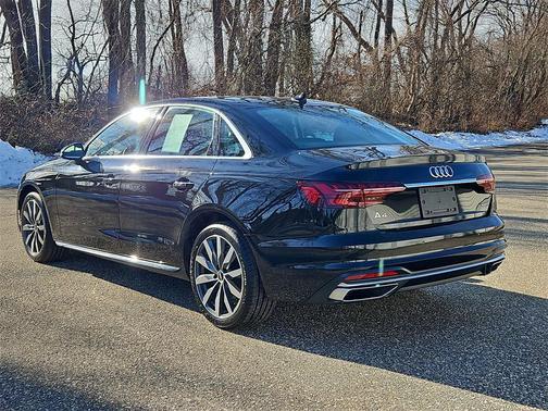2022 Audi A4 40 Premium Plus