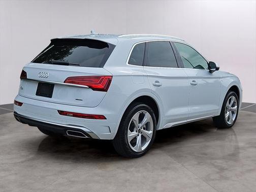 2025 Audi Q5 45 S line Premium Plus
