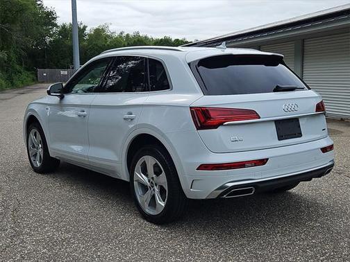 2025 Audi Q5 45 S line Premium Plus