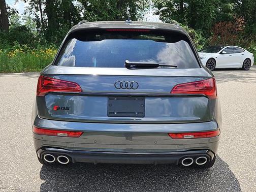 2022 Audi SQ5 3.0T Premium Plus