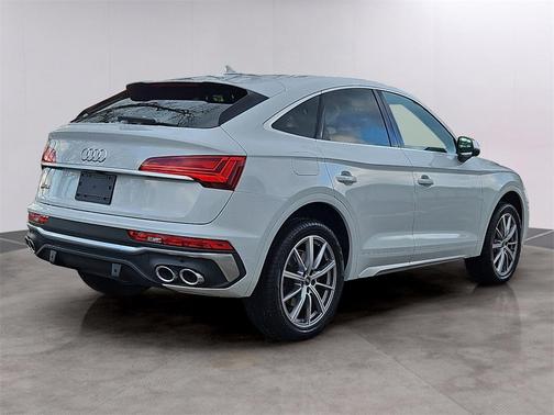 2022 Audi SQ5 3.0T Premium Plus