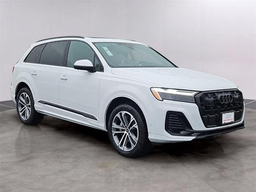 2026 Audi Q7 45 Premium