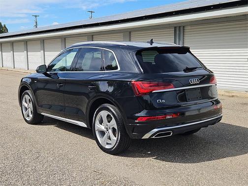 2025 Audi Q5 45 S line Premium Plus