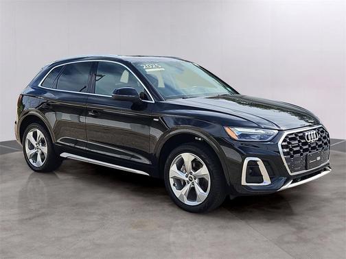 2025 Audi Q5 45 S line Premium Plus