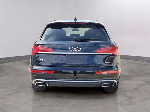 2025 Audi Q5 45 S line Premium Plus