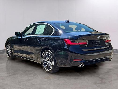 2022 BMW 330 xDrive