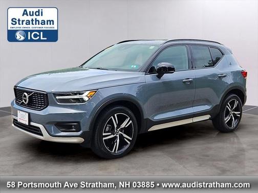 2021 Volvo XC40 T5 R-Design