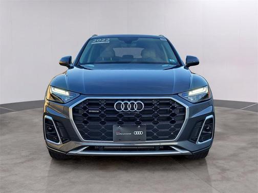 2022 Audi Q5 45 S line Premium Plus
