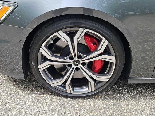 Daytona Gray Pearl Effect 2024 Audi S6 Premium Plus TFSI quattro Tiptronic