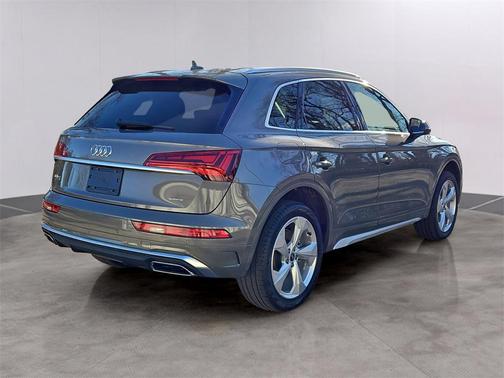 2025 Audi Q5 45 S line Premium Plus