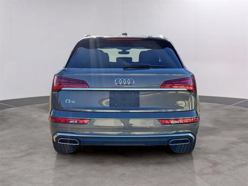 2025 Audi Q5 45 S line Premium Plus