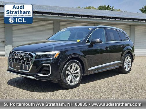 Mythos Black Metallic 2025 Audi Q7 55 Premium Plus