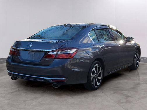 2017 Honda Accord EX-L w/Navigation & Honda Sensing