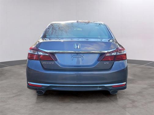 2017 Honda Accord EX-L w/Navigation & Honda Sensing