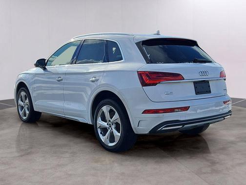 2021 Audi Q5 45 Premium Plus