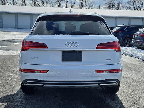 2021 Audi Q5 45 Premium Plus