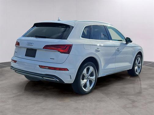 2021 Audi Q5 45 Premium Plus