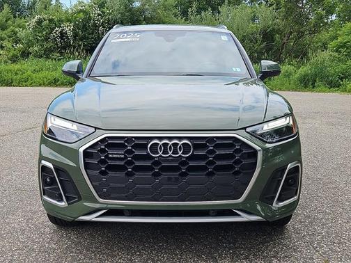 2025 Audi Q5 45 S line Premium Plus