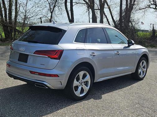 2025 Audi Q5 45 S line Premium Plus