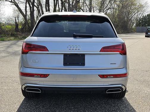 2025 Audi Q5 45 S line Premium Plus