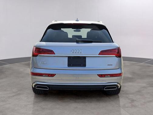 2025 Audi Q5 45 S line Premium Plus