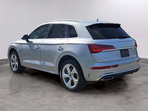 2025 Audi Q5 45 S line Premium Plus