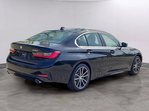 2022 BMW 330 xDrive