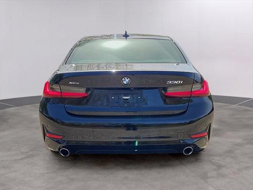 2022 BMW 330 xDrive