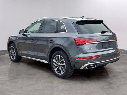 2025 Audi Q5 45 S line Premium