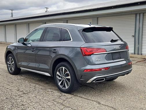 2025 Audi Q5 45 S line Premium