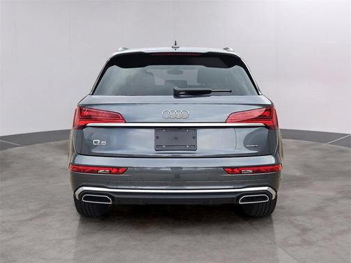 2025 Audi Q5 45 S line Premium