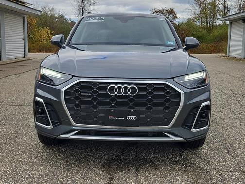 2025 Audi Q5 45 S line Premium