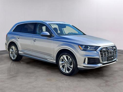 2022 Audi Q7 55 Premium Plus