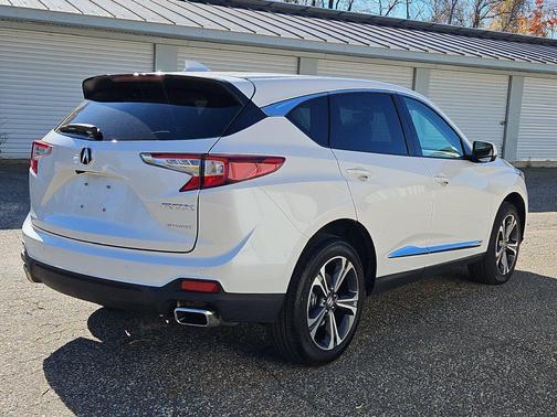 Platinum White Pearl 2025 Acura RDX Technology Package