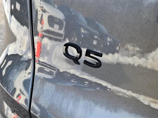 2025 Audi Q5 Premium Plus TFSI quattro S tronic